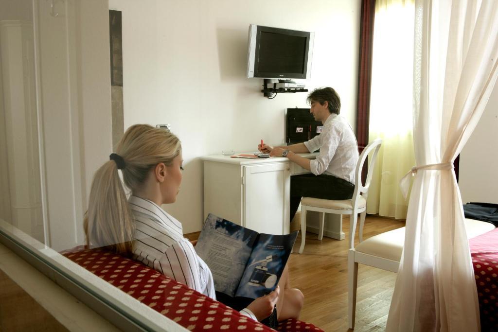 Hotel Fiera Di Brescia Ngoại thất bức ảnh
